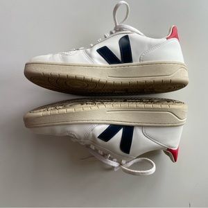 Veja Sneakers - size 10